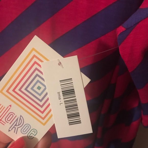 Lularoe Irma - Picture 3 of 4